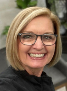  Debbie Cole